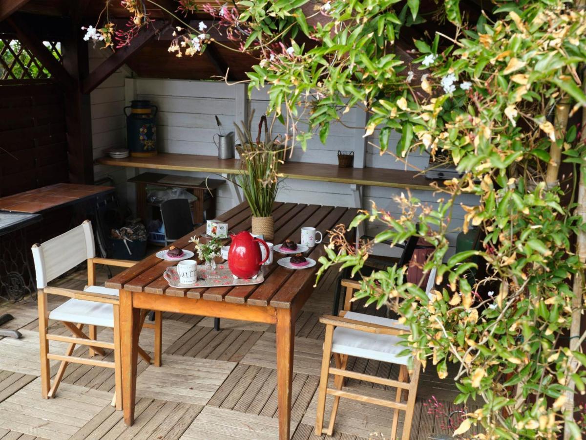Bed and Breakfast Les Roses Santec Zewnętrze zdjęcie